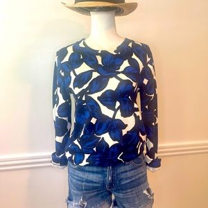 Banana Republic blue floral long sleeve blouse in S
